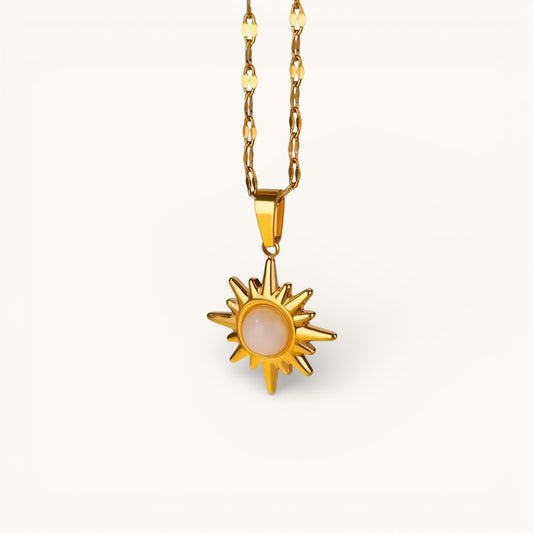 Collar Dorado Con Colgante Estrella Y Piedra Central