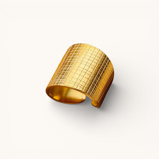 Anillo Ajustable Dorado Mujer Ancho Textura Cuadriculada